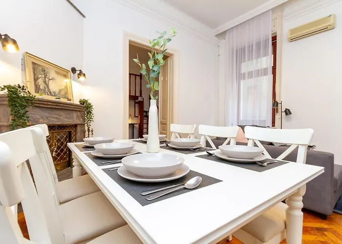 D8 Kadar Street Nest By Nw Apartmán *