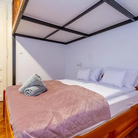 D8 Kadar Street Nest By Nw Apartmán *